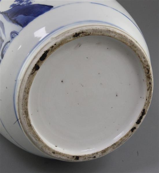 A large Chinese blue and white rouleau vase, Kangxi period (1662-1722), 46.5cm, hairline body cracks